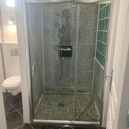 Guest house Tenjin 17 *